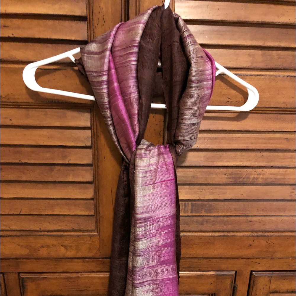 💯% Silk Jolie Femme Pink, Ivory, & Brown Fringed Scarf/Wrap - Picture 4 of 10